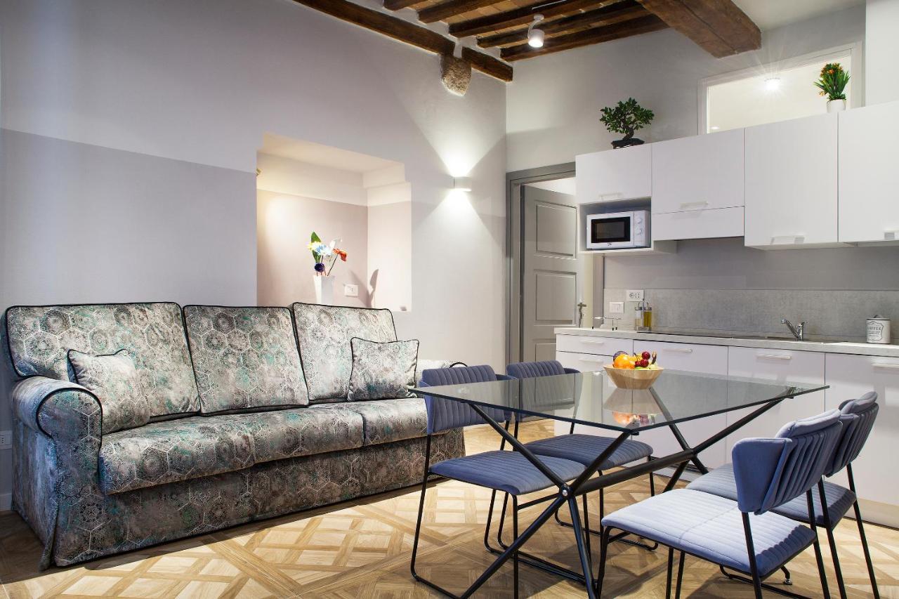 San Sebastiano Suite & Luxury Apartments Колле-ді-Валь-д'Ельса Екстер'єр фото