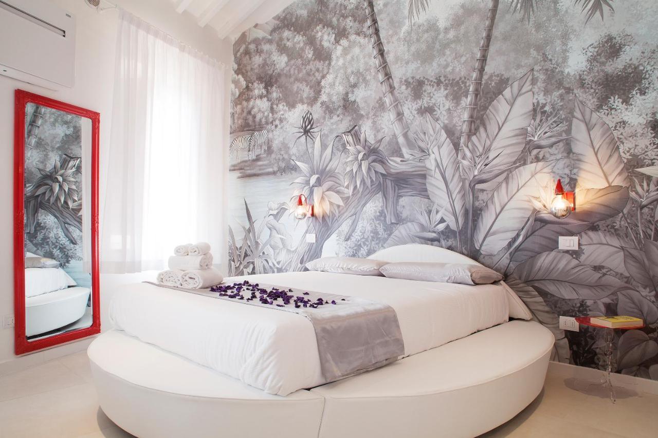 San Sebastiano Suite & Luxury Apartments Колле-ді-Валь-д'Ельса Екстер'єр фото